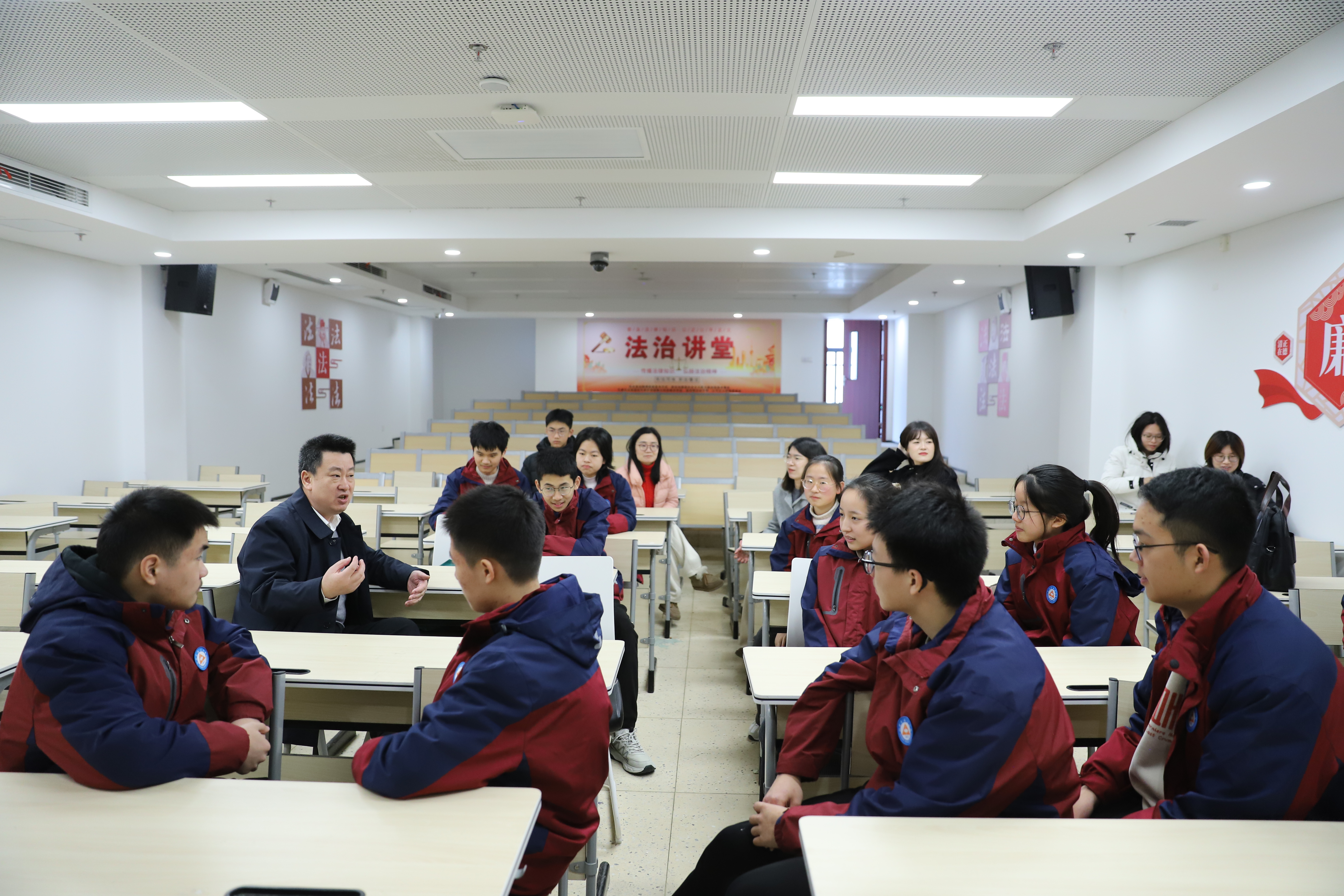 图2:走进海门中学征求意见.jpg 图2:走进海门中学征求意见.jpg